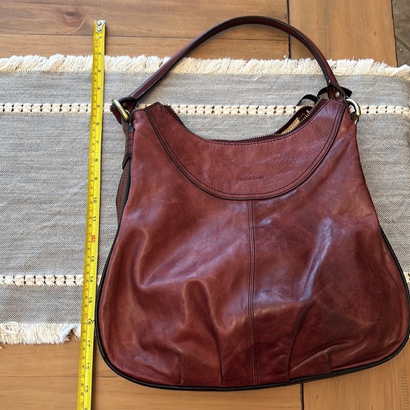 Charles David leather hobo wine burgundy deep red VGUC - Picture 15 of 16